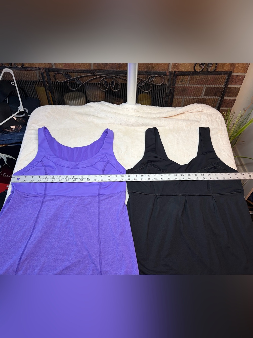 Lululemon (Set Of 2) Run Chase Me Tank Sz 12 Athletic Breathable Drawcord Waist